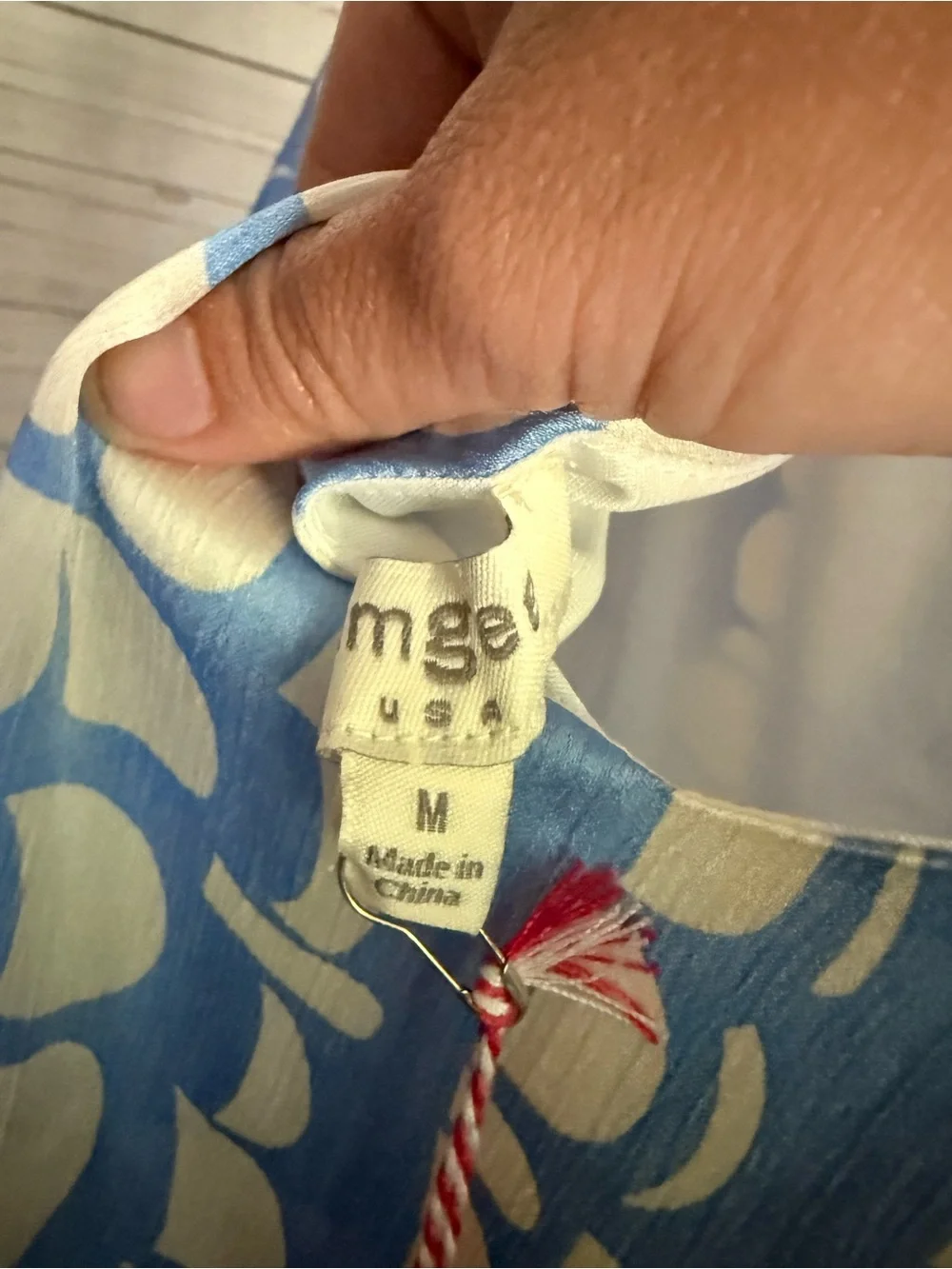 Umgee Peri Blue and White Cassandra V-Neck Blouse - Picture 4 of 4